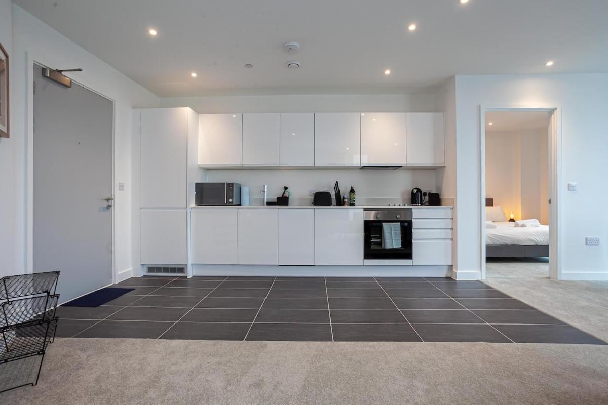 Spacious 2 Bed Apartment In Central Manchester Exterior photo